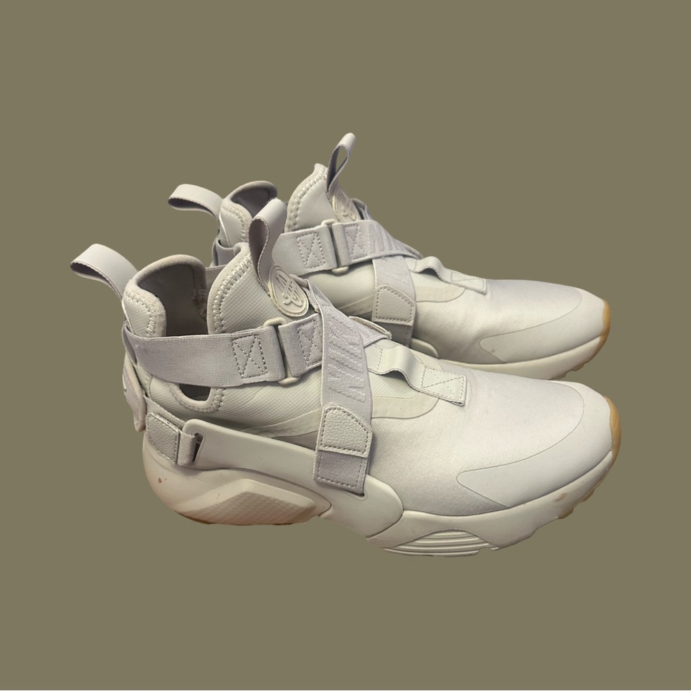 Nike Women’s Air Huarache City